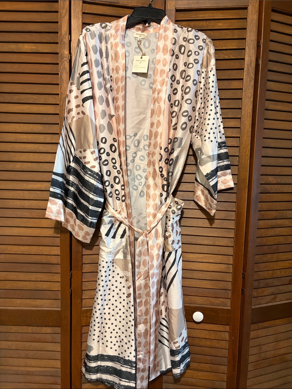 World Market one size Silky Patchwork Print Robe in Blush and Black with tags